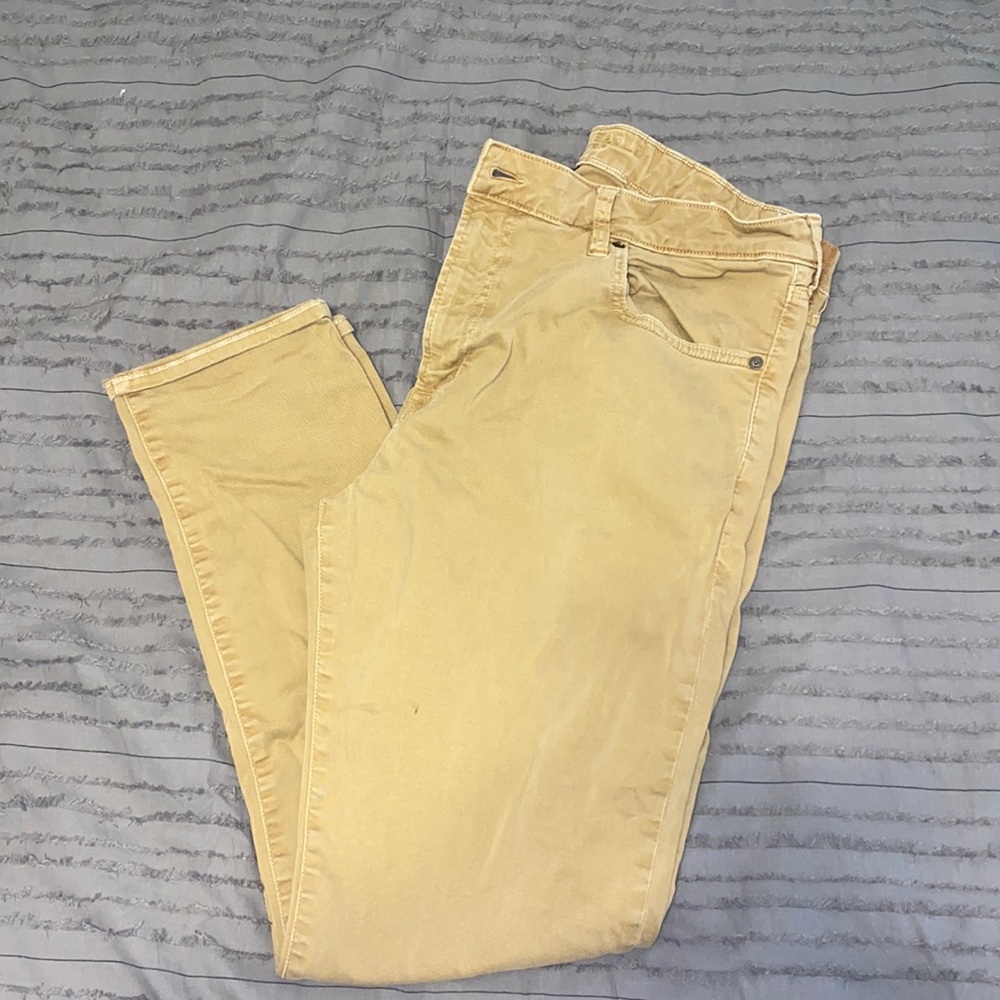 Mens American eagle khaki pants